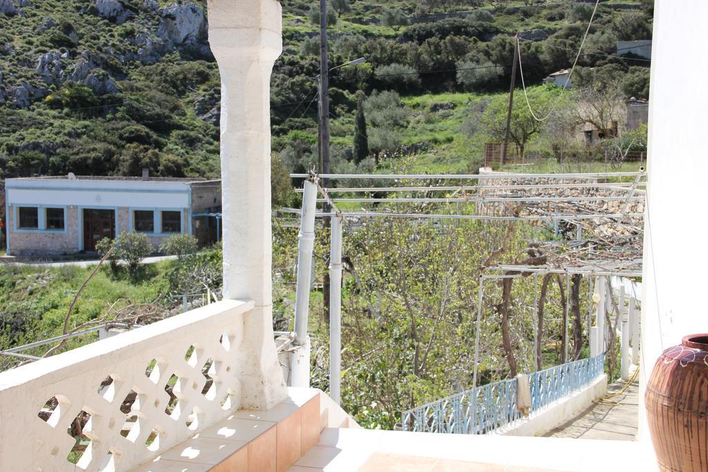 La Villa Di Zazopetra Menetaí Extérieur photo