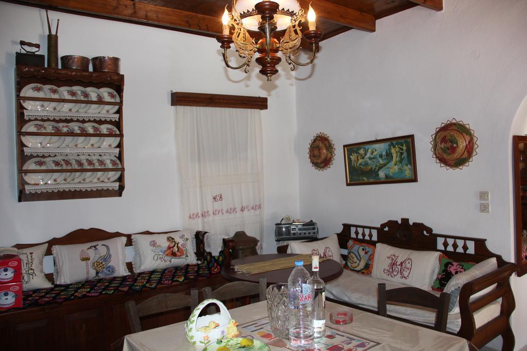 La Villa Di Zazopetra Menetaí Extérieur photo